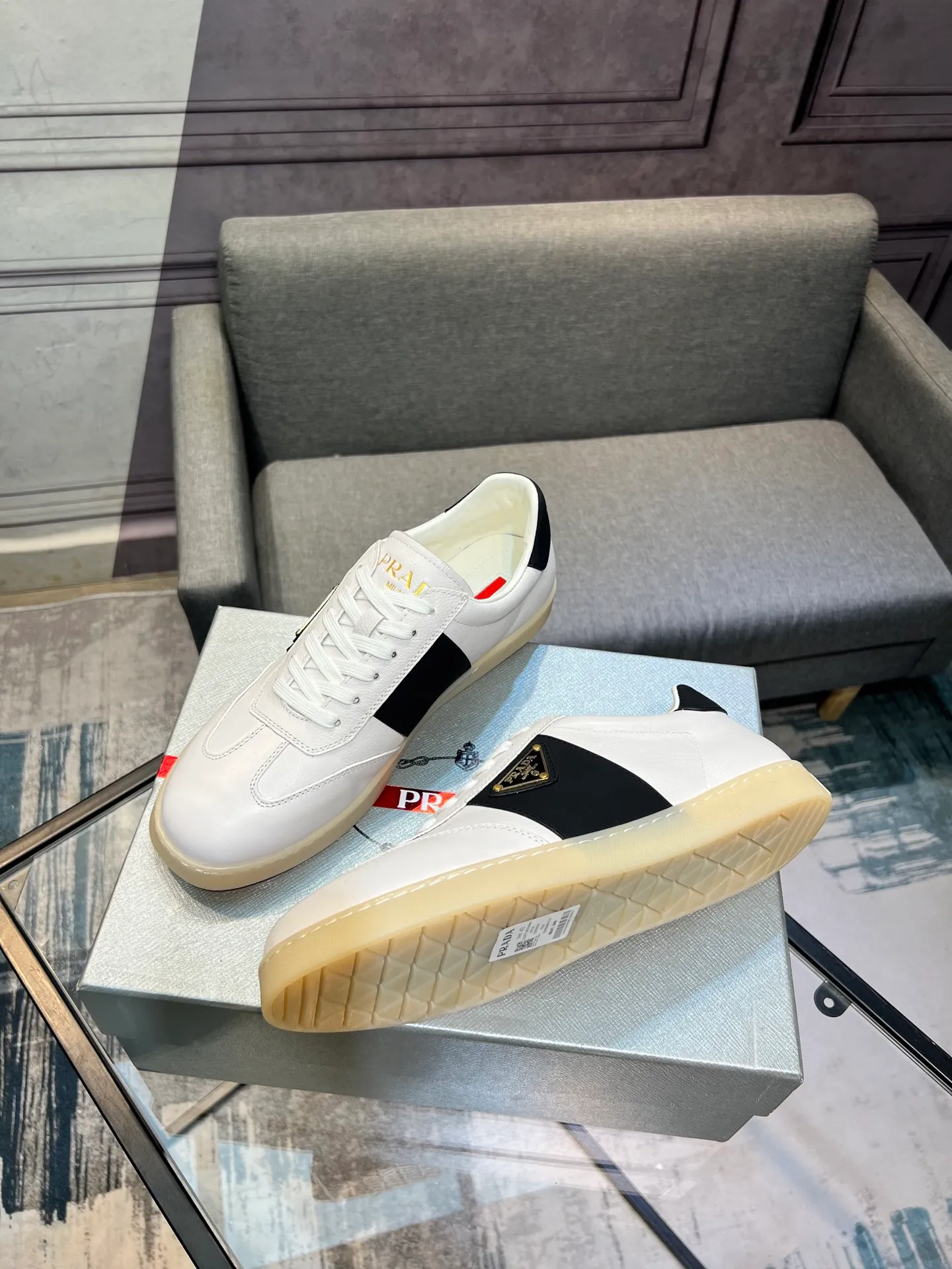 Men's shoes 💰540 [PRADA] Men's shoes are popular in the counter, official website synchronization, 1 high-quality shipment ✔️ Original frosted cowhide + cowhide lining, 1🆚1 replica, original sole, 38-45 (45 customized, non-refundable)